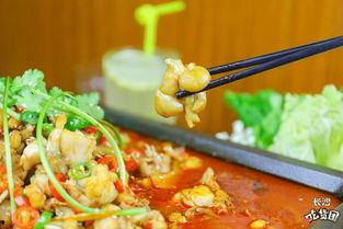 俄罗斯网红烤鱼店,火辣味蕾之旅，尽享异国风味
